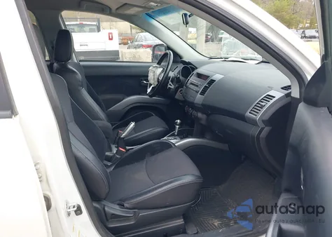 2012 Mitsubishi Outlander Se z USA, uszkodzony, nr VIN JA4JT3AW2CU010777